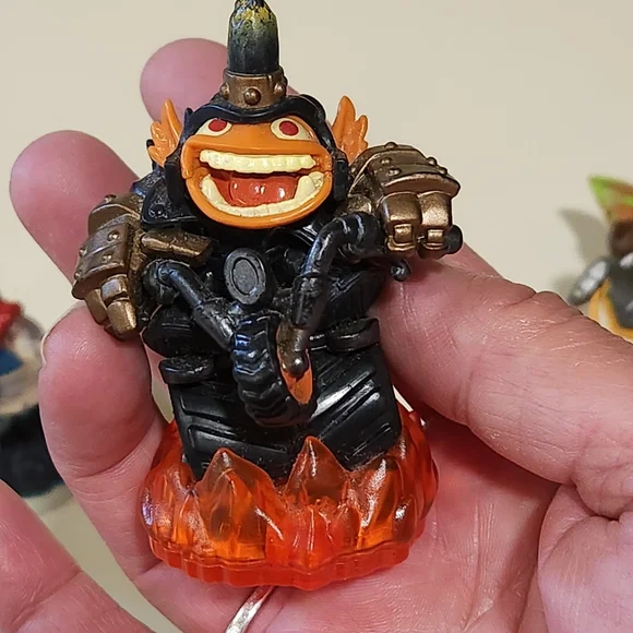 Activision Skylanders Action Figures Mixed Lot of 7 Flaws - Picture 7 of 16